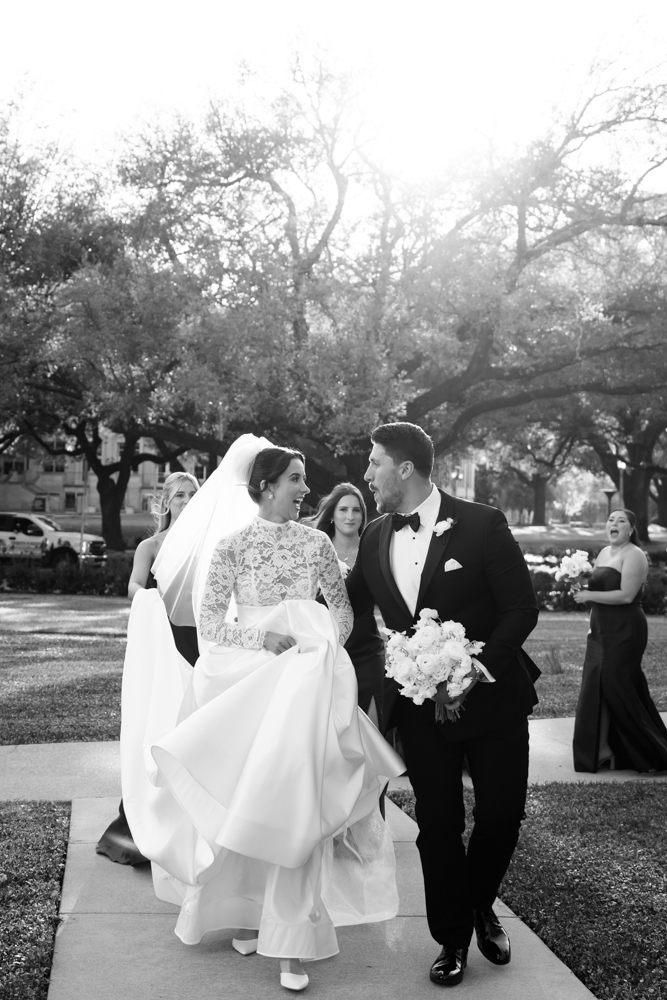 Wedding party at the altar, Robert Carr Chapel Fort Worth wedding