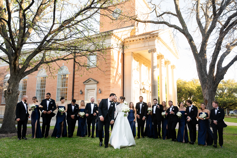 The first kiss at Robert Carr Chapel, Fort Worth wedding