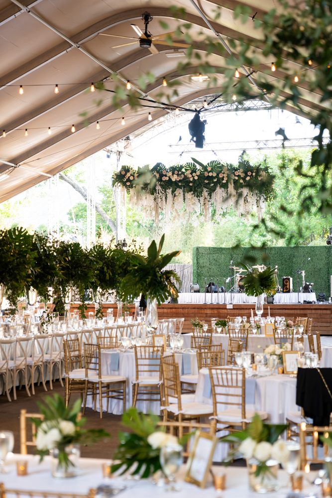 Moments from Kelley & Stephen, First United Methodist Church Fort Worth & Fort Worth Zoo Wedding