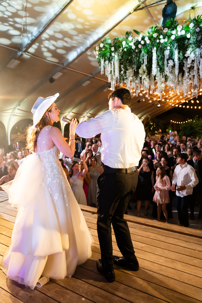 Kelley & Stephen, First United Methodist Church Fort Worth & Fort Worth Zoo Wedding