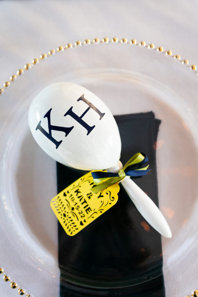 Details from A Colorful Cultural Celebration at the Fort Worth Zoo, Katie & Huy