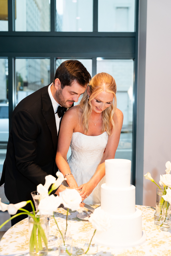 Kathryn and Grant's first dance at McDavid Studio