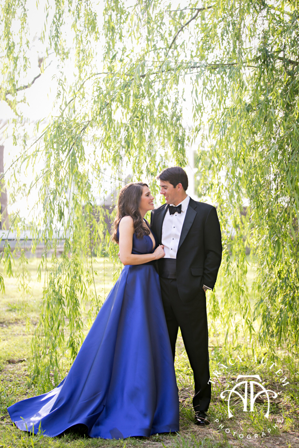 royal blue dress engagement pictures Beaded Lace V-neck Off Shoulder Tulle Ball Gowns Quinceanera Dresses