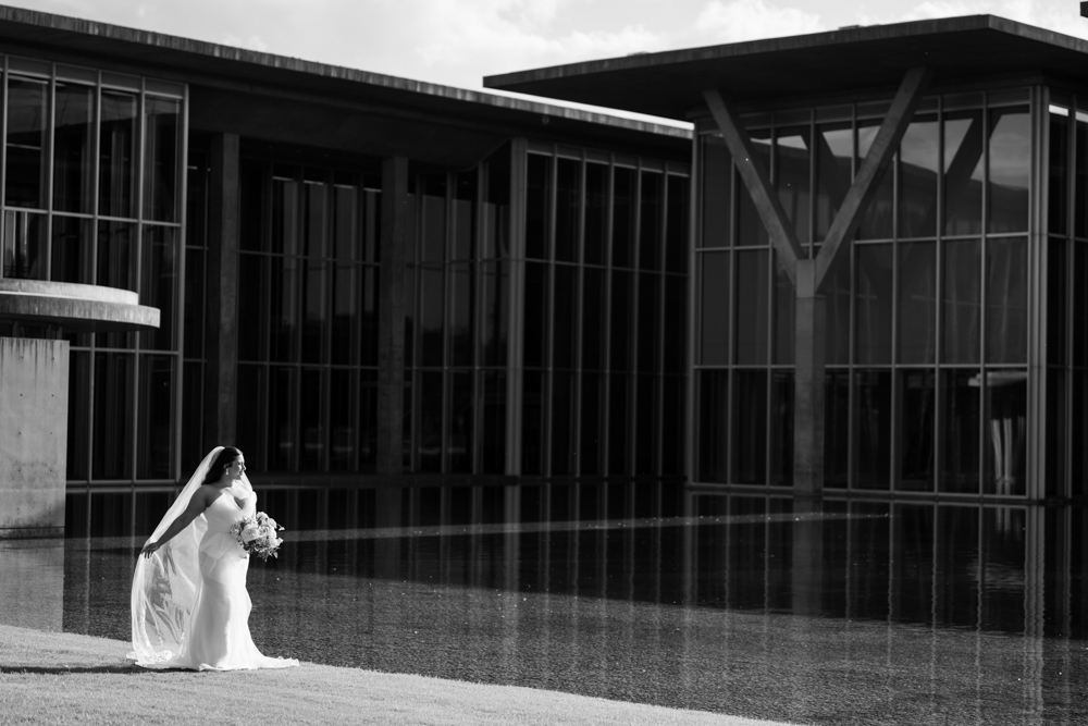 Editorial bridal portrait of Caroline at the Modern Art Museum of Fort Worth