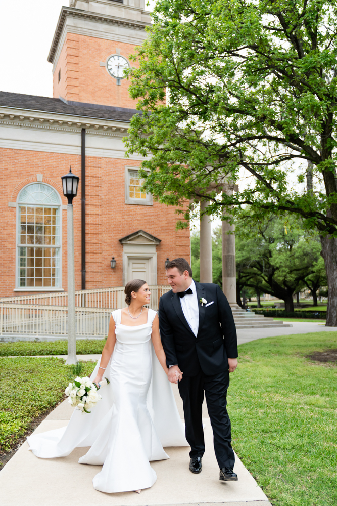 Fort Worth Wedding at Robert Carr Chapel TCU and Colonial Country Club by Amanda for Tracy Autem Photography